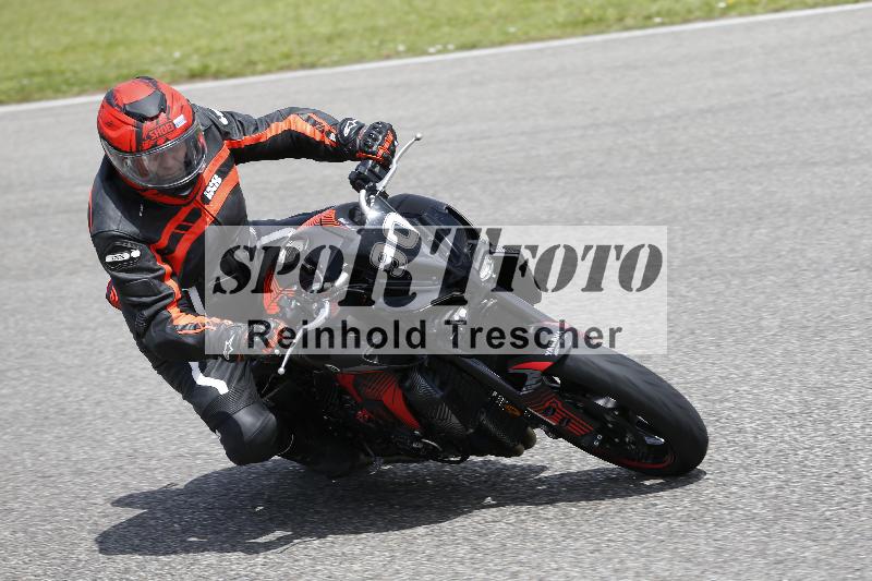 /Archiv-2024/29 12.06.2024 MOTO.CH Track Day ADR/Gruppe blau/90